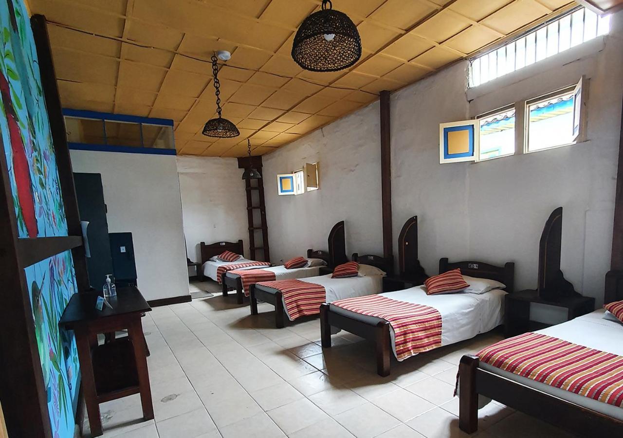 Hostal Ciudad De Segorbe Salento Exterior photo