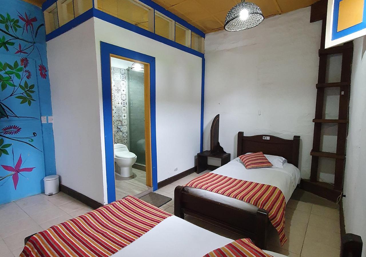 Hostal Ciudad De Segorbe Salento Exterior photo