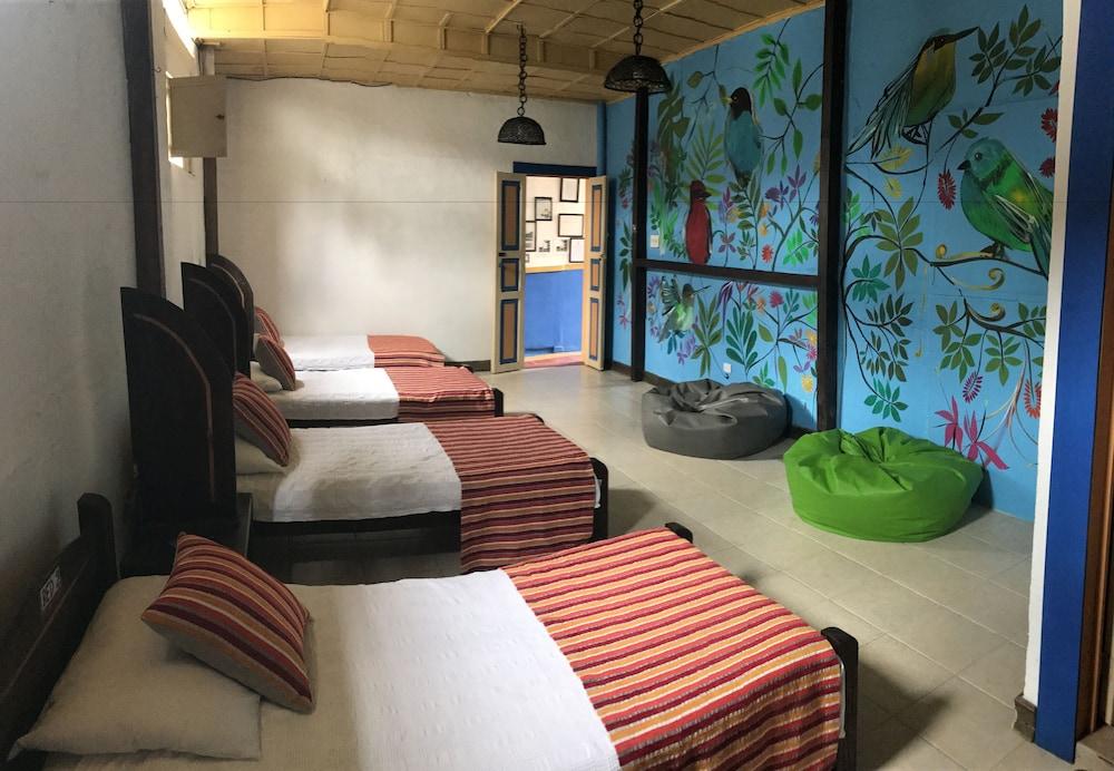 Hostal Ciudad De Segorbe Salento Exterior photo