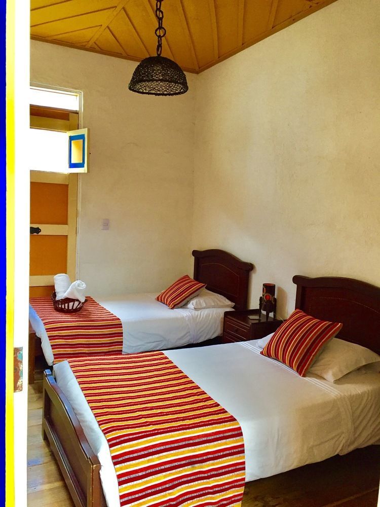 Hostal Ciudad De Segorbe Salento Exterior photo